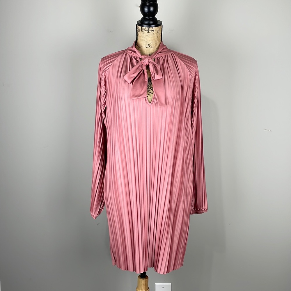 Zara Pink Pleated Dress